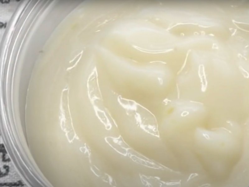 detalle mascarilla facial