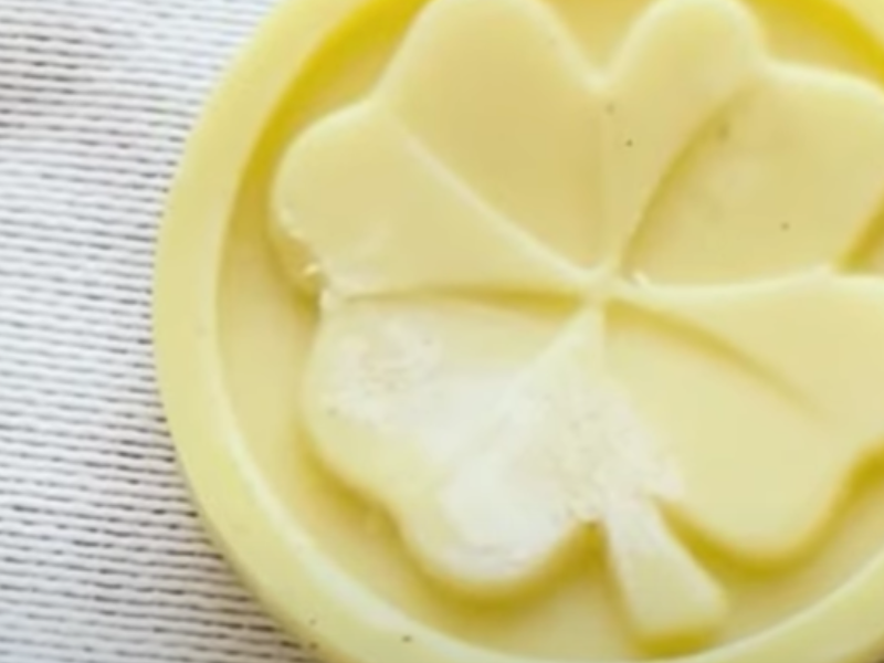 acondicionador sólido desmoldado